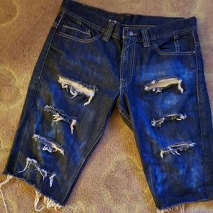 Levi's Ripp'd Shorts